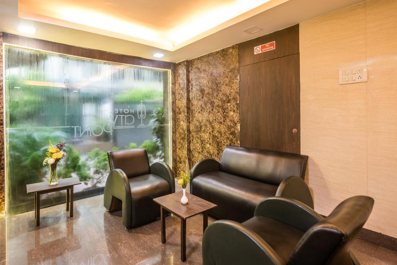 Hotel City Point Dadar Мумбаи Экстерьер фото